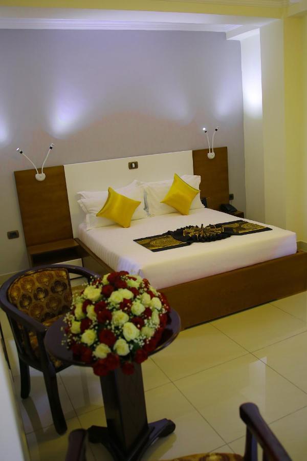 Hotel Tirago Аддис-Абеба Экстерьер фото